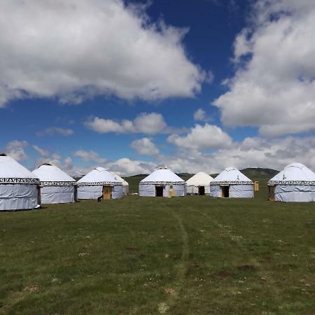 Yurt Camp Muras In Song Kol Lake Hotel Kochkor Esterno foto