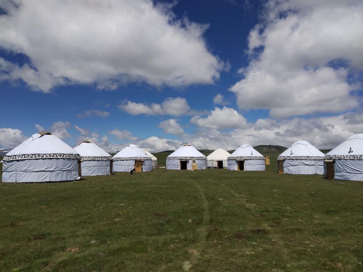 Yurt Camp Muras In Song Kol Lake Hotel Kochkor Esterno foto