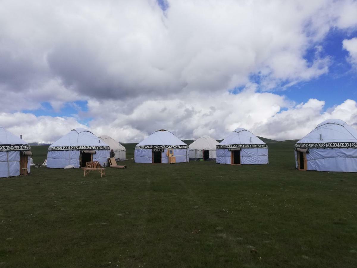 Yurt Camp Muras In Song Kol Lake Hotel Kochkor Esterno foto