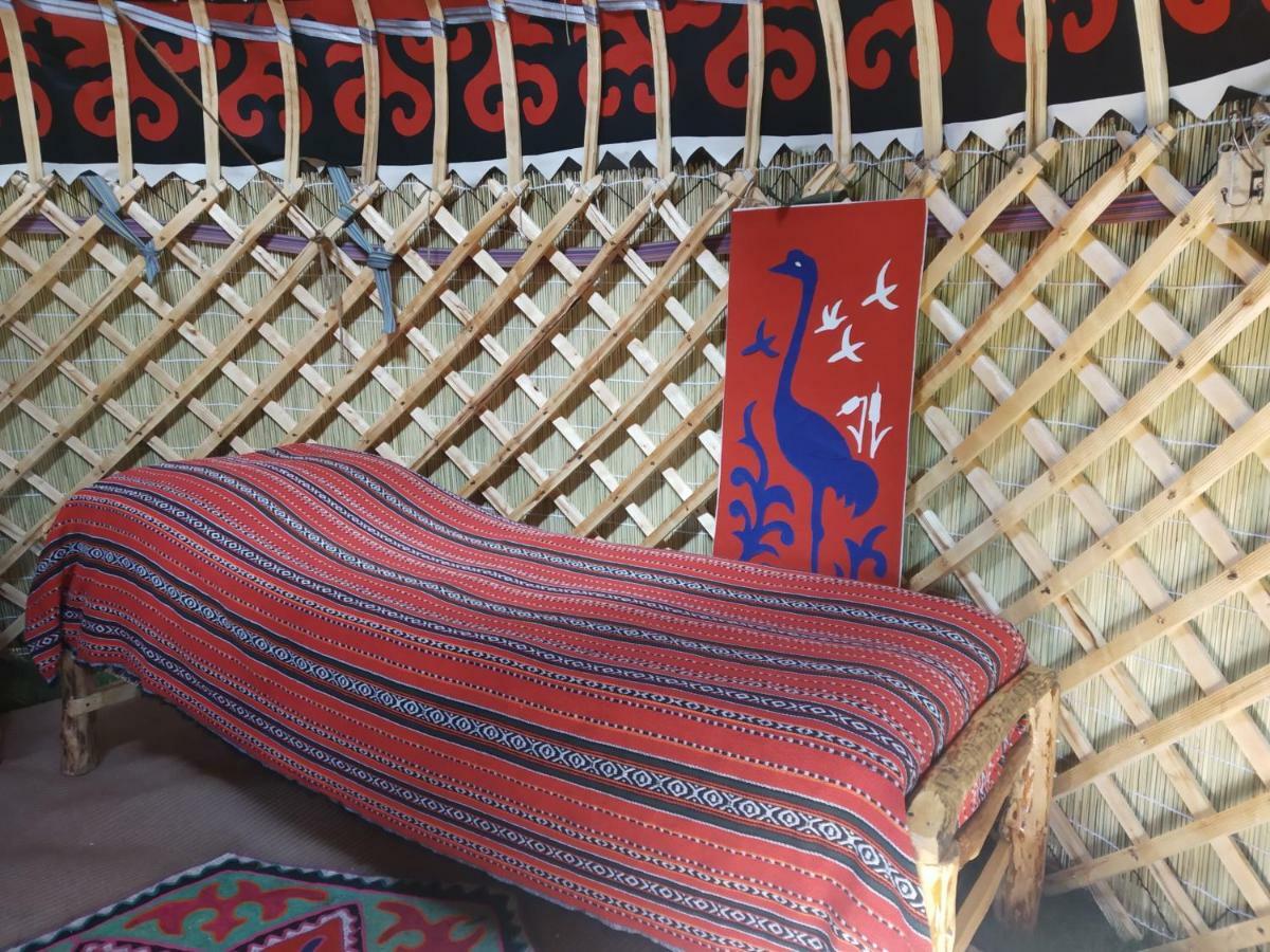 Yurt Camp Muras In Song Kol Lake Hotel Kochkor Esterno foto