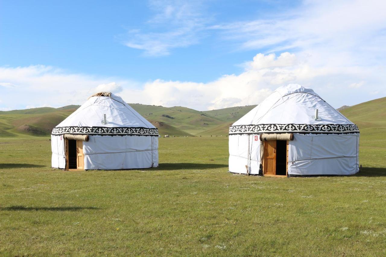 Yurt Camp Muras In Song Kol Lake Hotel Kochkor Esterno foto